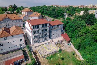 Ev.č. 00022 Nabízíme k pronájmu moderní byt 2+kk, který se n