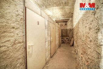 Prodej 1/3 podílu činžovního domu v lokalitě: Malá Chuchle, 