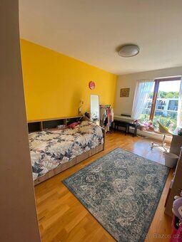 🏡 Pronájem bytu 4+kk, 110 m² s terasou – Linhartova, Praha 5