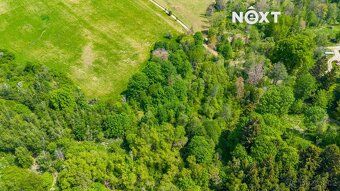 Nabízíme k prodeji pozemek o celkové výměře 18 124 m² nacház