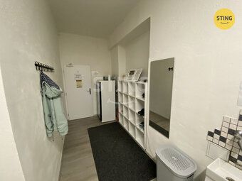 Dovolujeme si Vám nabídnout k pronájmu zavedenou tělocvičnu 