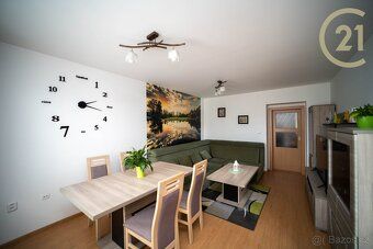 Nabízíme k prodeji cihlový byt 3+1 o ploše 70 m² ve 3. nadze