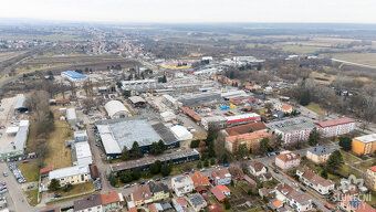 Naše realitní kancelář Vám zprostředkuje pronájem skladových