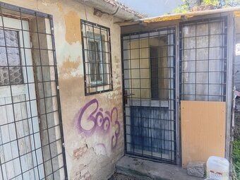 Se souhlasem majitele prodám RD 2+1 v Kyjově, ke kompletní r