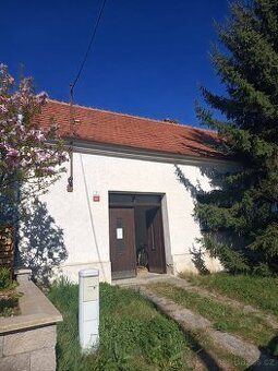 Privátní investor - bytové domy a větší objekty k nákupu.
Ro