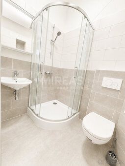 Nabízíme Vám pronájem bytu 1+1, 30 m², Husitská ulice, Praha