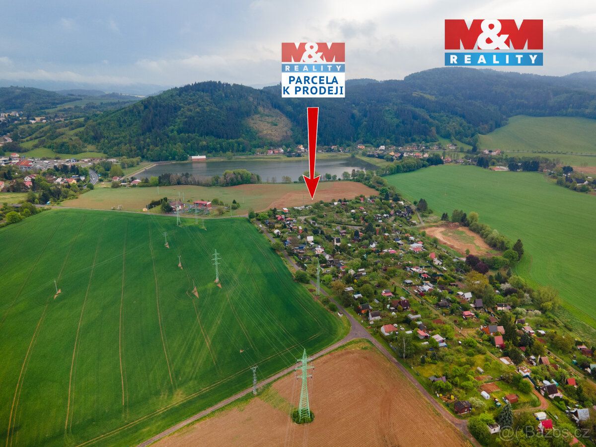 Nabízíme k prodeji pozemek o výměře 512 m² vedený jako orná 