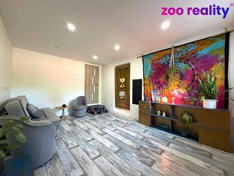 Nabízíme k prodeji rodinný dům s užitnou plochou 230 m², sit