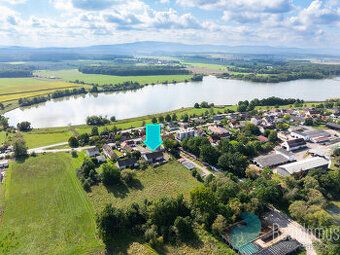 Prodám stavební pozemek 1.122m v Přední Výtoni, příjezd ze s