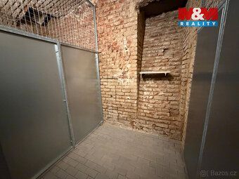 Nabízíme k pronájmu skladovací prostory v žádané lokalitě Ho