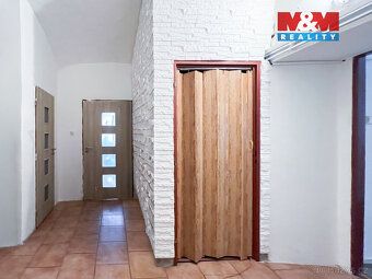 Nově nabízíme rodinný dům ve Vimperku o dispozici 3+1 a podl