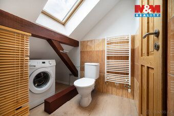 Prodej prostorného apartmánu 3+kk, 69 m², ve 3. podlaží cihl