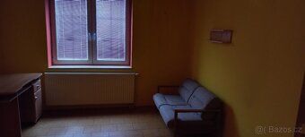 Dobrý den, pronajmu patro v domě v obci Vacenovice u Hodonín
