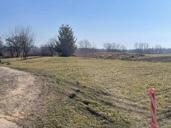 Stavební pozemek 1 297 m² – Polom u Hranic Prodej slunného p