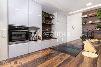 Moderní rodinný dům 5+kk s velkou zahradou v Dětmarovicích
H