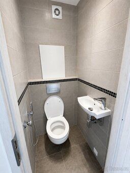 🏡 Nabízíme k pronájmu krásný a prostorný byt 3+1 v Hranicích