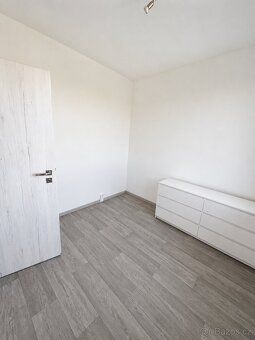 🏡 Nabízíme k pronájmu krásný a prostorný byt 3+1 v Hranicích