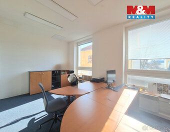 Nabízíme k prodeji reprezentativní dům ve výborném technické