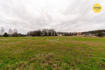 Nabízíme Vám k prodeji pozemek o celkové výměře 25.667 m2 v 