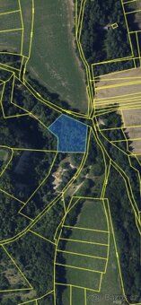Pozemek 2 547 m² pod Malým Chlumem – jedinečné místo pro odp
