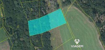 Pozemek 2 547 m² pod Malým Chlumem – jedinečné místo pro odp