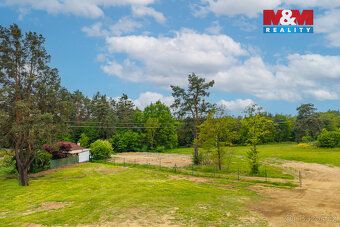 Nabízíme k prodeji krásný pozemek 1 060 m² na kraji obce Buk