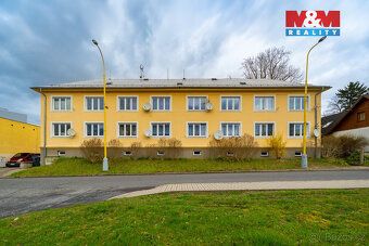 Nabízíme ke koupi světlý, prakticky řešený byt 2+1 v osobním