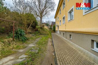 Nabízíme ke koupi světlý, prakticky řešený byt 2+1 v osobním