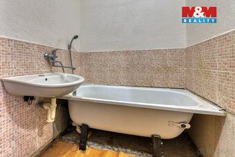Nabízíme k pronájmu byt o dispozici 2+1, v obci Rotava. Byto