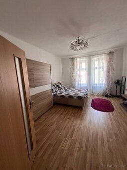 Prodám byt 3+1 o velikosti 68m2 v Plaské ulici v Plzni. Foto