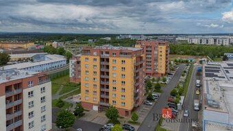 Prodám byt 3+1 o velikosti 68m2 v Plaské ulici v Plzni. Foto