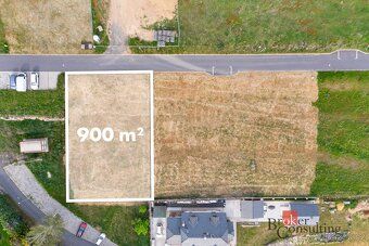 Stavební parcela včetně studieStavební pozemek 900 m², Karlo