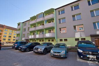 Nabízím k pronájmu prostorný byt 2kk v centru Bojkovic. Byt 