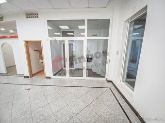 Nabízím k pronájmu komerční prostor o velikosti 92 m² v ulic