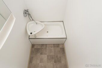 🏠 Pronájem bytu 1+1 (40 m²) Králův Dvůr u Berouna, ihned k n