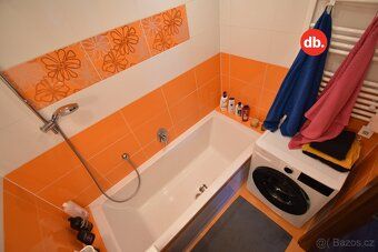 Ev.č. 01808 Nabízíme k prodeji slunný byt s dispozicí 3+1 o 
