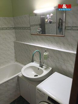 Pronájem zařízeného bytu 1+1 o užitné ploše 48 m² v klidné č