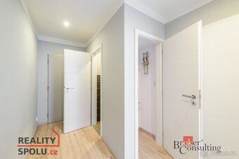 Pronájem, byty/2+kk, 40 m2, Dvorecké náměstí 597/2, Podolí, 