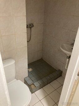 Nabízíme pronájem bytu 1+0(23m2)ul.Libušina v Teplicích.Byt 