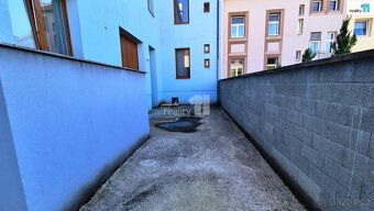 , Ve výhradním zastoupení majitele vám zprostředkujeme prode