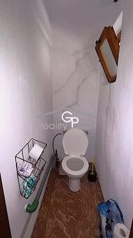 Nabízíme prodej rodinného domu o dispozici 3+1, obytná ploch