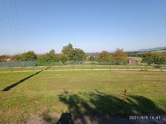 K dlouhodobému pronájmu nabízím pozemek (parc. č. 1582/12 a 
