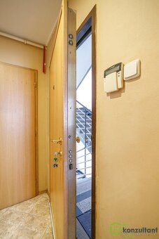 Ev.č. 00863 Nabízíme exkluzivně k prodeji bytový dům s velký