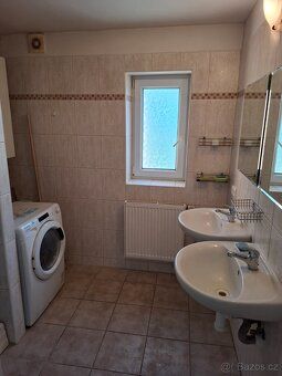 Pronajmu neprůchozí pokoj v menším domě v Ostravě Michálkovi