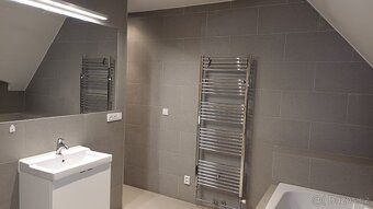 Pronájem otevřeného podkrovního bytu Zákupy, Nádražní 261. N
