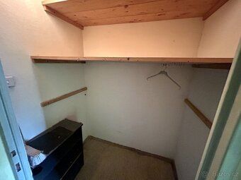 Nabízíme prostorný byt o dispozici 1+1/2+kk a výměře 43 m² v