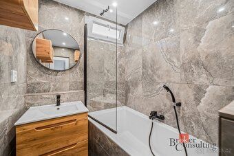 Prodej, byty/4+1, 82 m2, Sokolovská 771/31, Severní Předměst