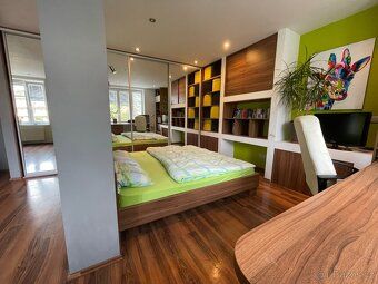 Nabízím k pronájmu útulný a moderně zařízený byt 2+kk o výmě