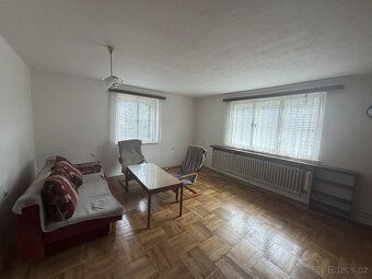Nabízíme k prodeji rodinný dům v klidné a vyhledávané lokali