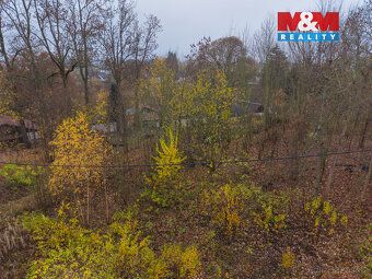 Nabízíme k prodeji zahradu o rozloze 2477 m² v klidné části 
